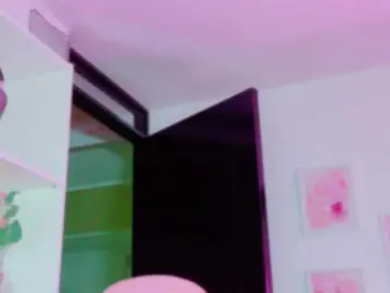 TaylorKnapp  live sex cam