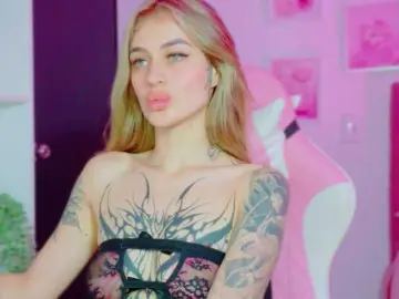 TaylorKnapp  live sex cam