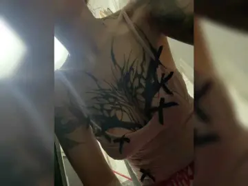TaylorKnapp  live sex cam