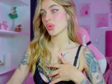 TaylorKnapp  live sex cam
