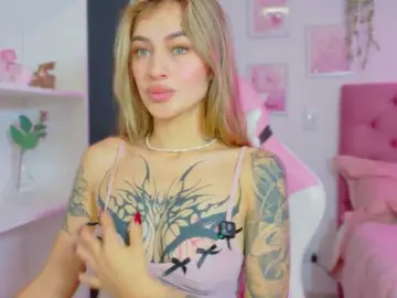TaylorKnapp  live sex cam