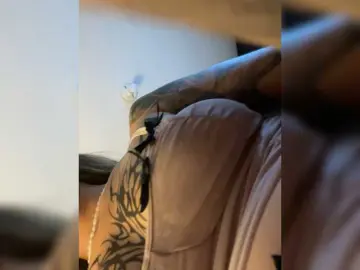 TaylorKnapp  live sex cam