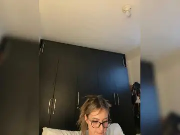 TaylorKnapp  live sex cam