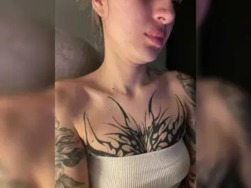 TaylorKnapp  live sex cam