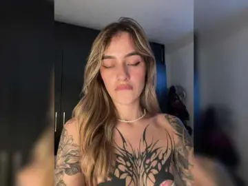 TaylorKnapp  live sex cam