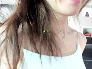 FirstMaja  live sex cam