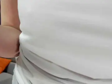FirstMaja  live sex cam