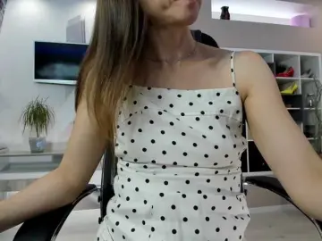 FirstMaja  live sex cam