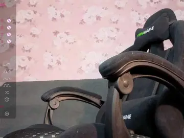 Linadevine  live sex cam