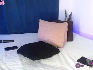 Rouxe-lee  live sex cam