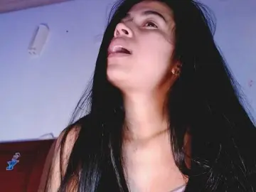 Venus-cutee  live sex cam