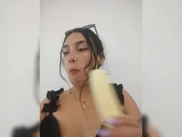 Ashly-7  live sex cam