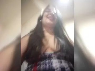 Ashly-7  live sex cam