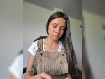 Charlotte-1  live sex cam