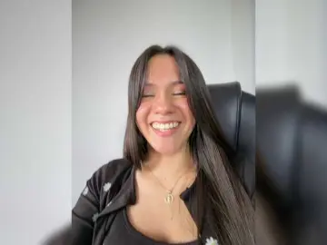 Charlotte-1  live sex cam