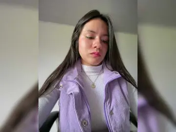 Charlotte-1  live sex cam