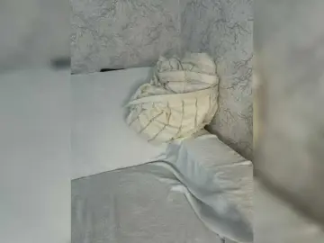 EmilliX  live sex cam