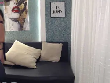 Miidnightt-Dessire  live sex cam