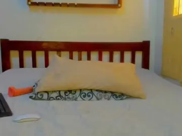 Sam9338  live sex cam