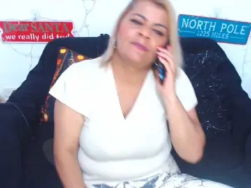 TrishaX  live sex cam