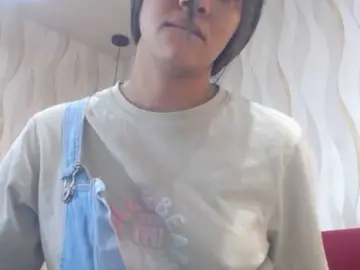 Roxxanavelmont1  live sex cam