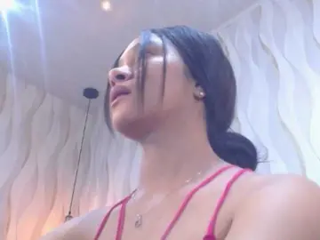 Roxxanavelmont1  live sex cam