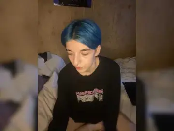 KristiFox  live sex cam