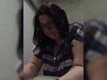 Natalina1  live sex cam