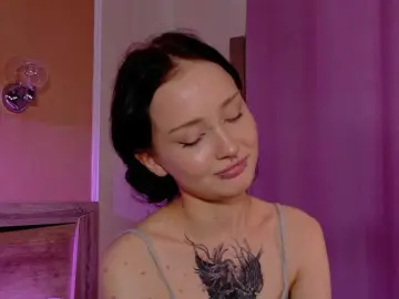 Bloomsakura  live sex cam