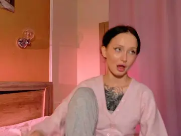 Bloomsakura  live sex cam