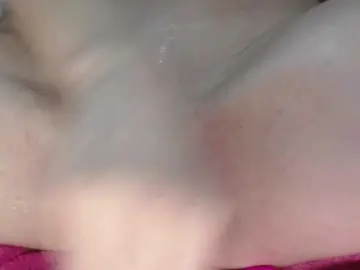 Juliesquirts  live sex cam