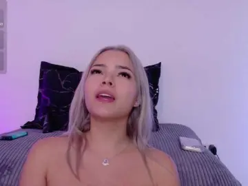 Aisha-engel  live sex cam