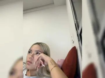 Aisha-engel  live sex cam
