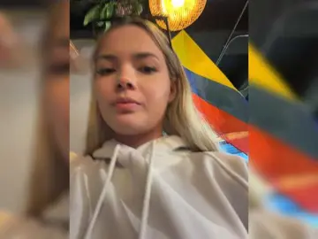 Aisha-engel  live sex cam