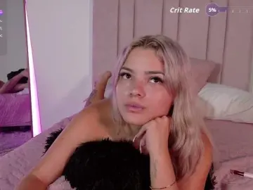 Aisha-engel  live sex cam