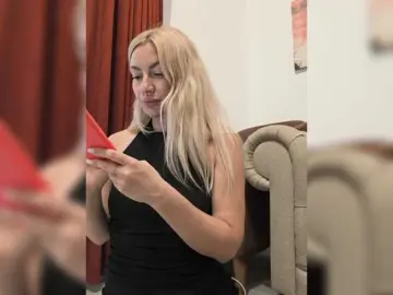 AlenaFeya  live sex cam
