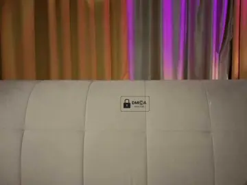 AliseKitt  live sex cam