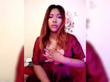 Doudou261  live sex cam