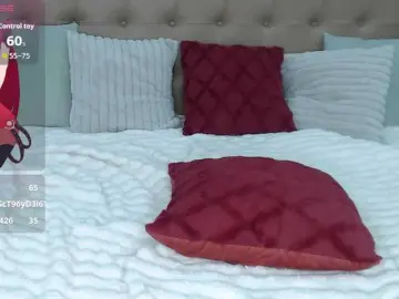 Kayakitsune  live sex cam