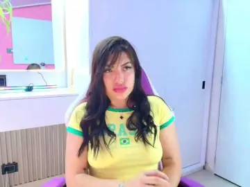 NAOMIAMAZING01  live sex cam