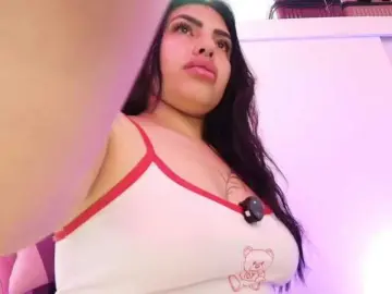 NAOMIAMAZING01  live sex cam