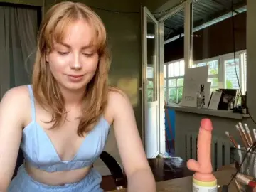 Oxana-3  live sex cam