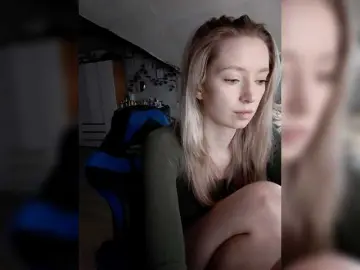 Yanusika  live sex cam