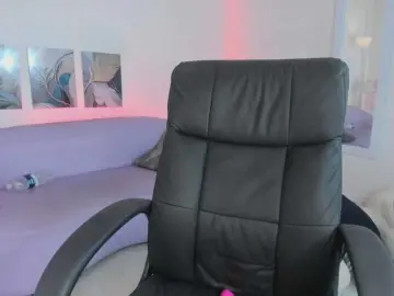 Salma-isawwi  live sex cam