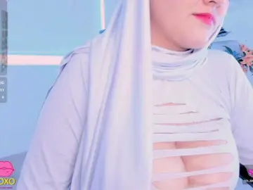 Salma-isawwi  live sex cam