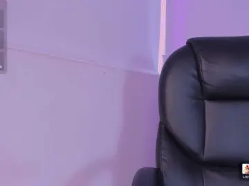 Salma-isawwi  live sex cam