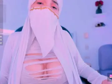 Salma-isawwi  live sex cam
