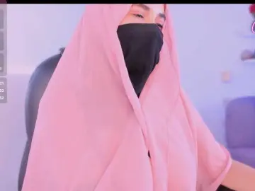 Salma-isawwi  live sex cam