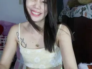 Xyzhoney69  live sex cam