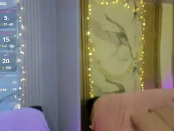 Athenaa-tay  live sex cam